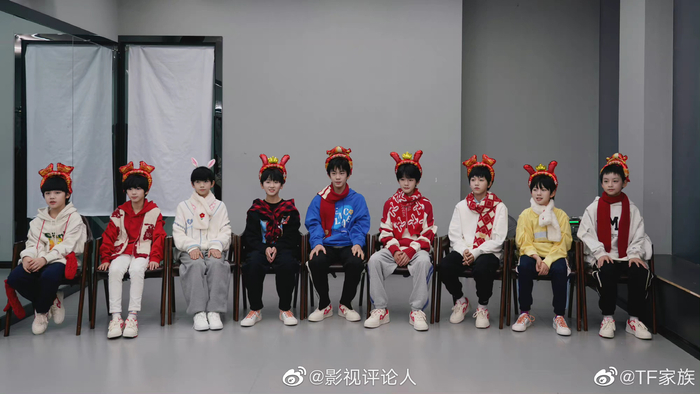 TF家族四代练习生新年合照集锦 超可爱的弟弟们 张函瑞 汪浚熙……__财经头条__新浪财经