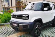五菱个性代步小车！宝骏悦也实拍，造型硬朗气派，关键还是纯电动