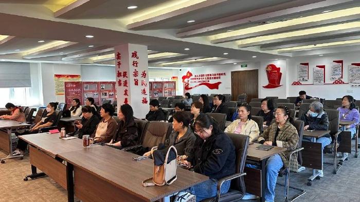卿雅堂公益行动 | 40+人群就业与社区健康服务新机遇