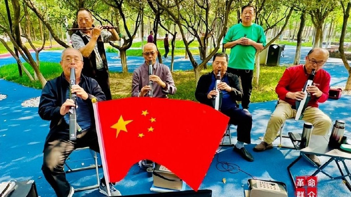 今天，我们祝福祖国