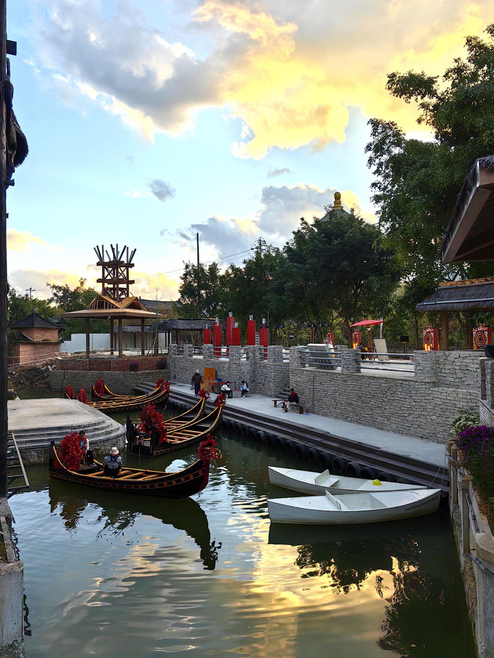 昨天的临沧佤山凤城月牙地星光夜市