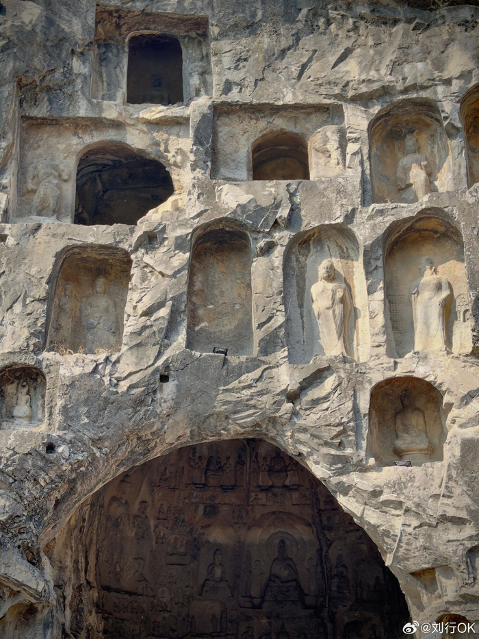 打卡完大部分的佛像石窟鱼跃龙门的典故给新年伊始讨个好彩头