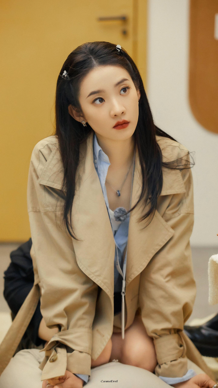 张艺凡0803┊女子推理社