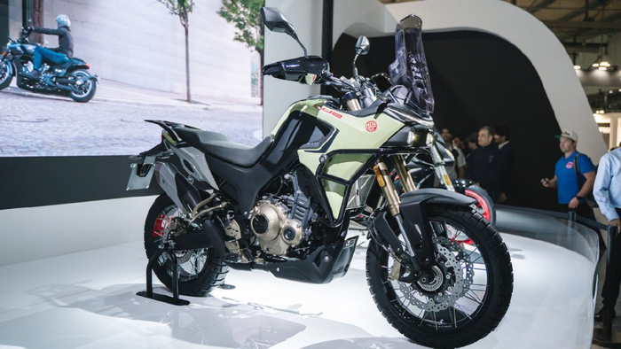 三家车企联手凯威mbp三款新车亮相