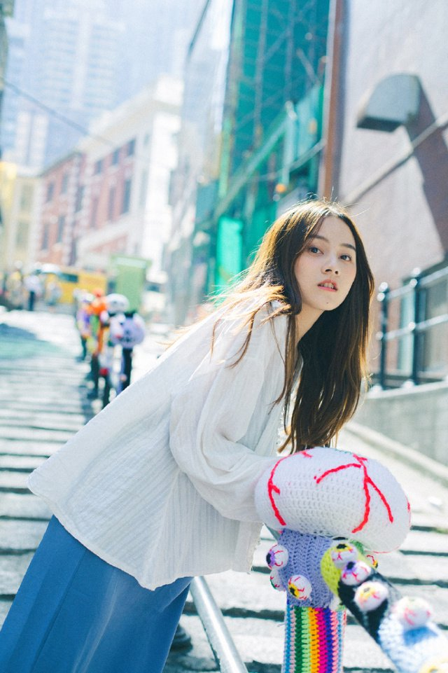 20个旅行拍照姿势让你每次外出旅行都能拍出好看自然的照片