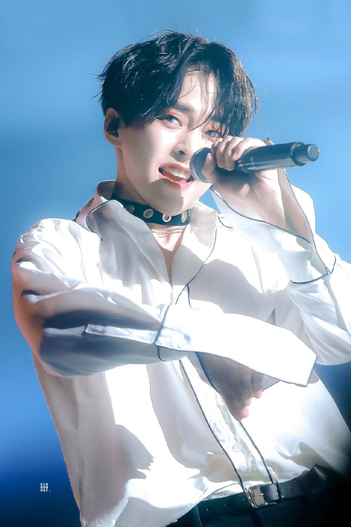 任何娱乐公司签署过专属合约,这点可查,他们只不过是想向圈内的前后辈