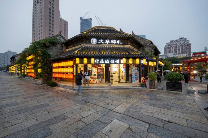 住宿推荐:卡迪亚国际大酒店