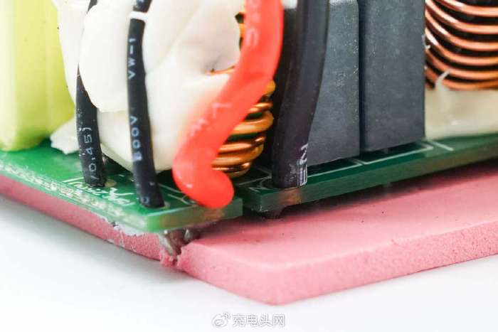 dbk迪比科90w双usb-c快充充电器usb-155pd-h-cn|迪比科|充电器|焊接