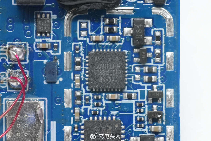 拆解报告:mi小米6000mah 15w磁吸充电宝2 wpb0620mi