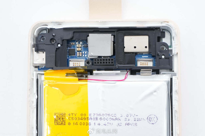 拆解报告mi小米6000mah15w磁吸充电宝2wpb0620mi
