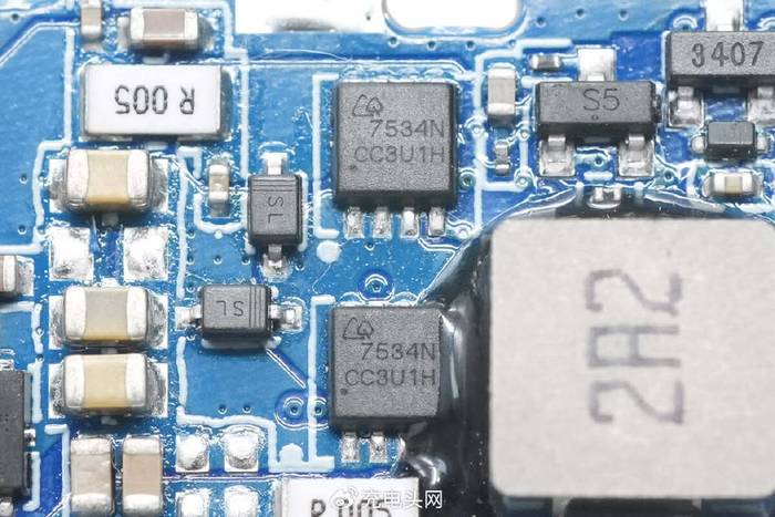拆解报告mi小米6000mah15w磁吸充电宝2wpb0620mi