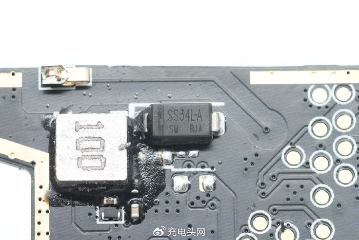 拆解报告:huawei华为80w超级快充无线车充k080|设计|华为|无线充电