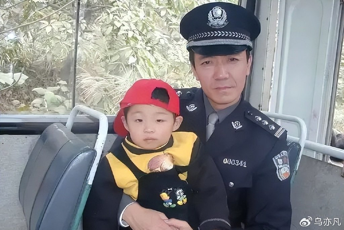 李幼斌：把所有爱都给了二婚妻子和继子，亲儿子与他为敌37岁不婚