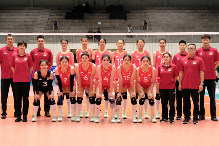 u18女排3-0泰国锁定e组头名:第二局16-19逆转太坚韧 四连胜未丢1局