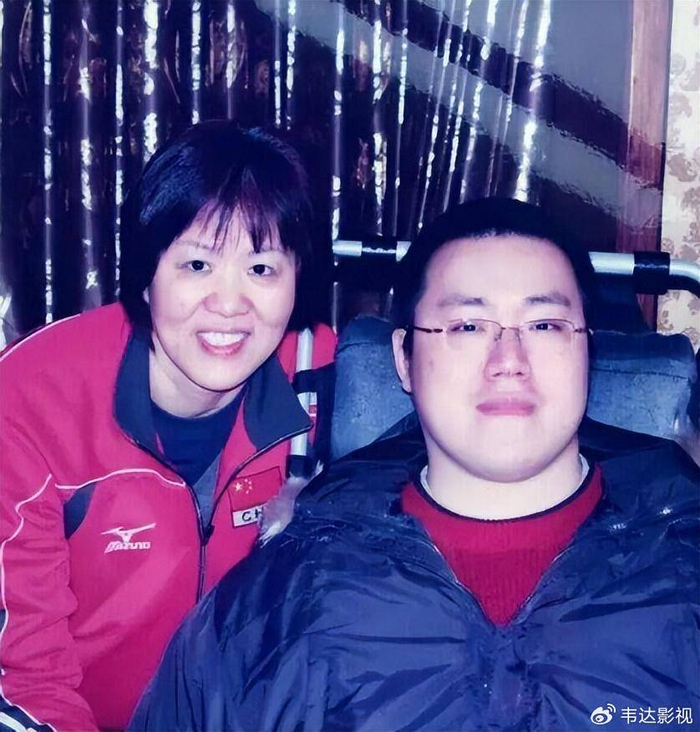 男排汤淼近况:瘫痪16年,母亲妻子早已改嫁,试管女儿刚6岁|汤淼|周苏红