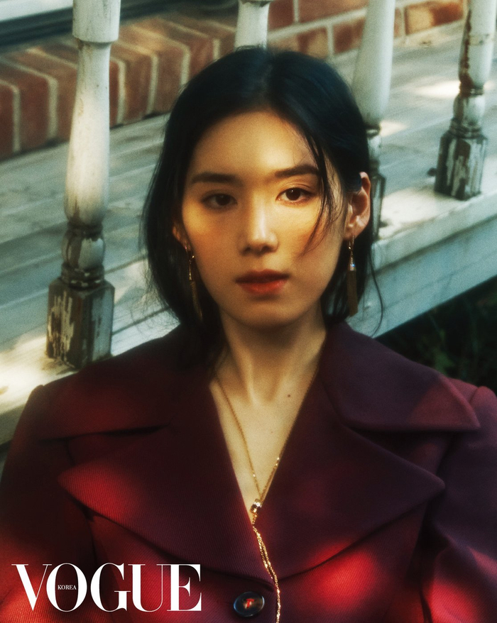 郑恩彩xvogue韩版一组4年前真安娜演绎的珠宝大片