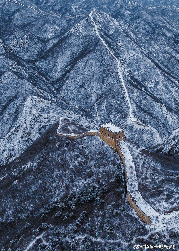 雪后八达岭长城石峡关