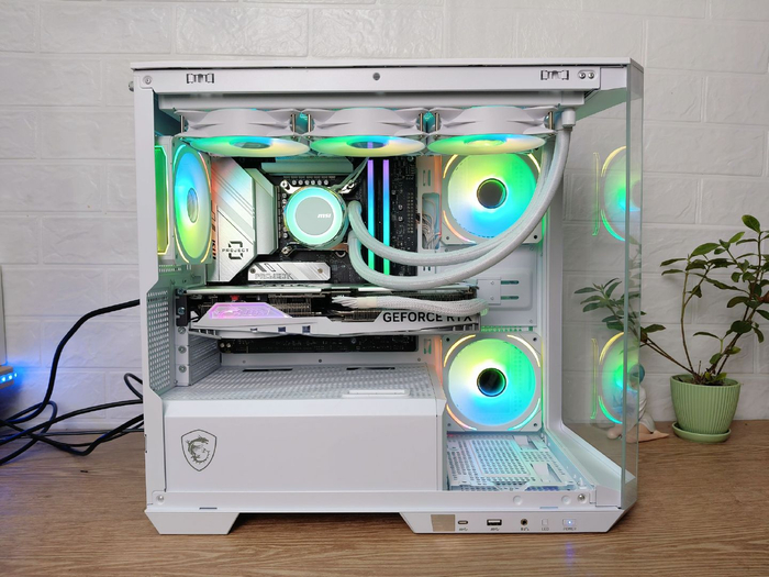 微星宙斯盾gx系列主机测评,不仅是海景房的外观,还有更强的性能