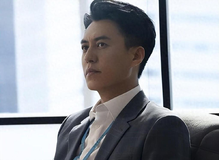 靳东谈8名假靳东被公诉,抓住骗子是小问题,网络监管才是大问题|靳东