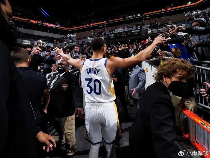 这个位置是最没有悬念的,因为小球时代本来就是库里跟他的勇士队引领