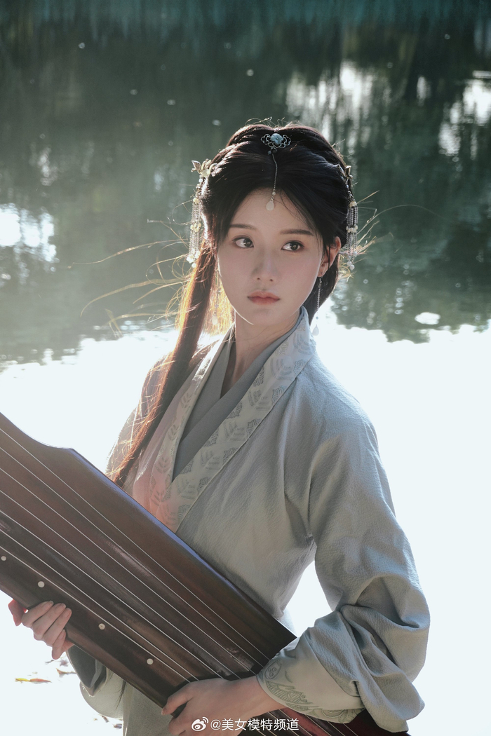 陈意涵唯美古风写真江南俏佳人