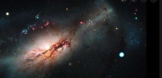 哈勃望远镜观测:双星爆炸,迷人的螺旋星系|恒星|超新星|天文|哈勃太空望远镜|nasa_新浪新闻