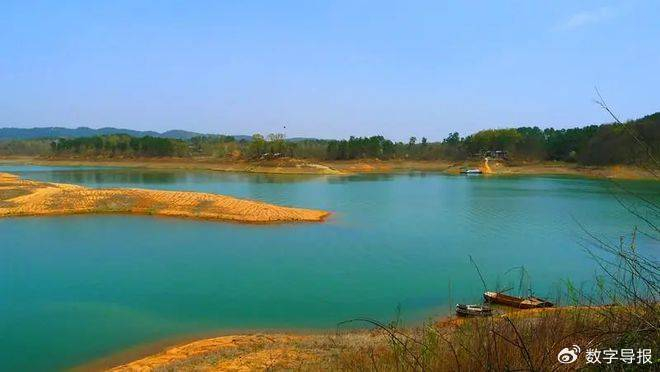 南湾湖属北亚热带向暖温带过渡气候区位于信阳市城市规划区内