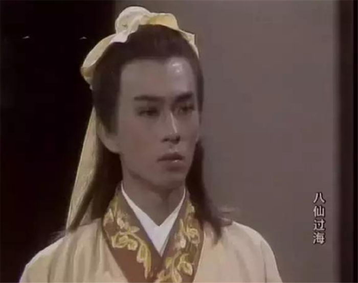 风靡一时,可惜"龙太子"25岁就不在了|梁汉威|曾伟权|林迪安_新浪新闻