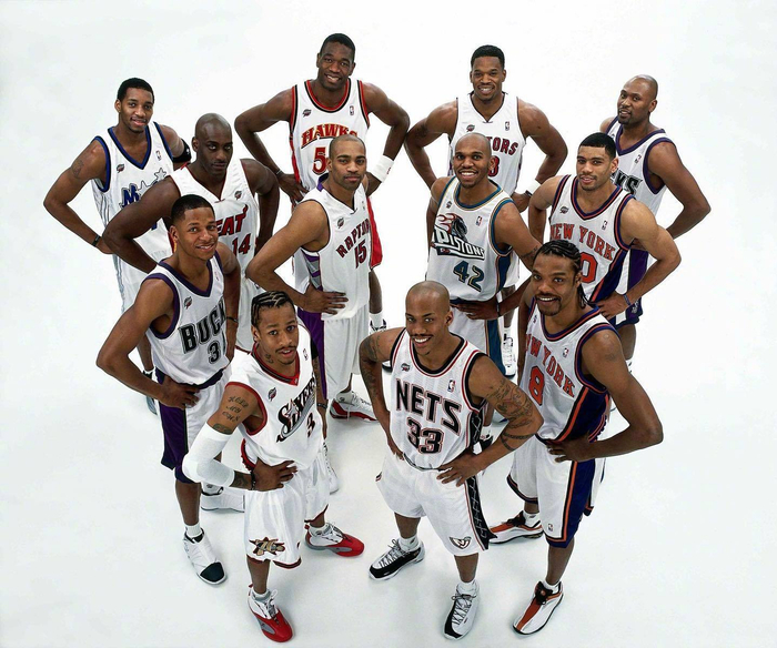 2001年时全明星赛场各项比赛的球员大合照