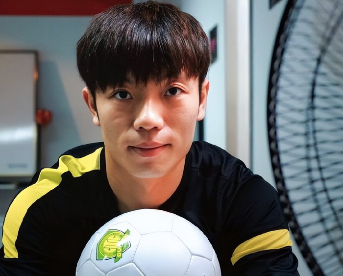 没有张稀哲 没有张玉宁 没有李可 北京国安只有方昊一人入选国足