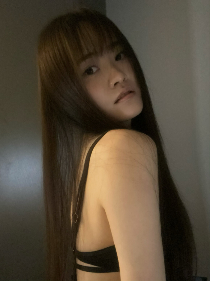 李明锦 国际模特出身的风水师 她的性感懵懂中带着