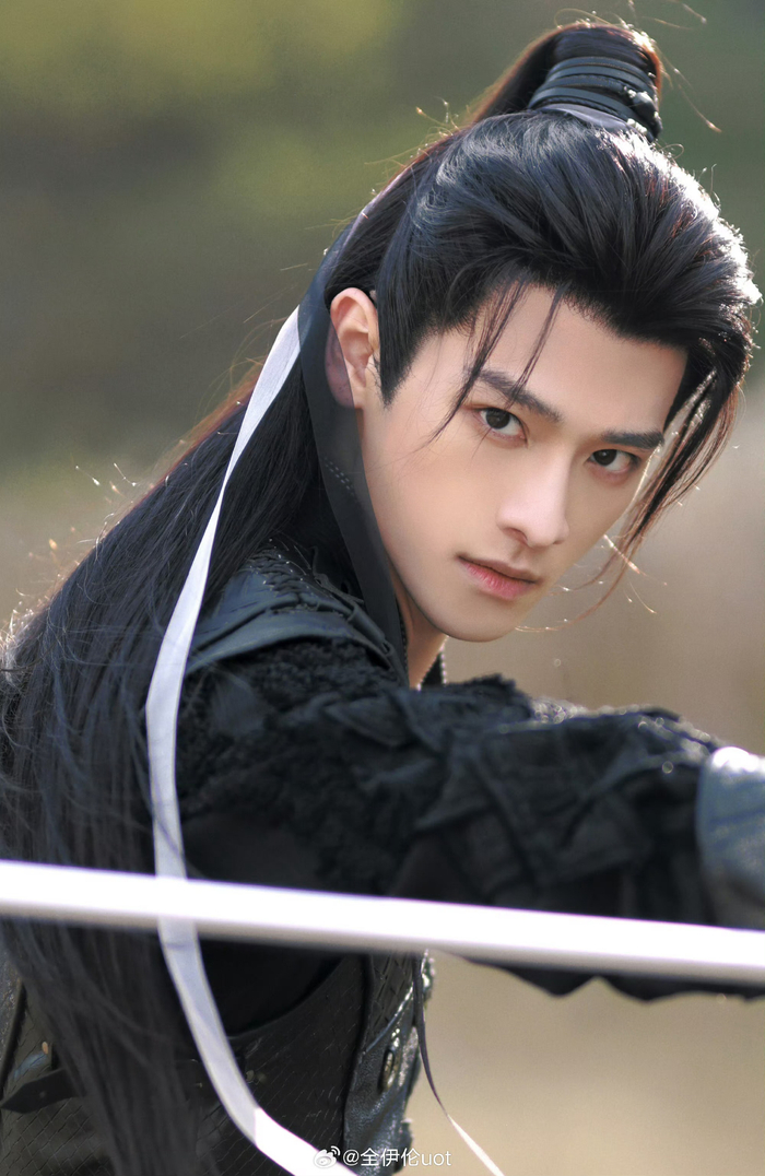 听说@全伊伦uot 本人要替邬善答应了53个俯卧撑的flag?这个好这个爱看!__财经头条