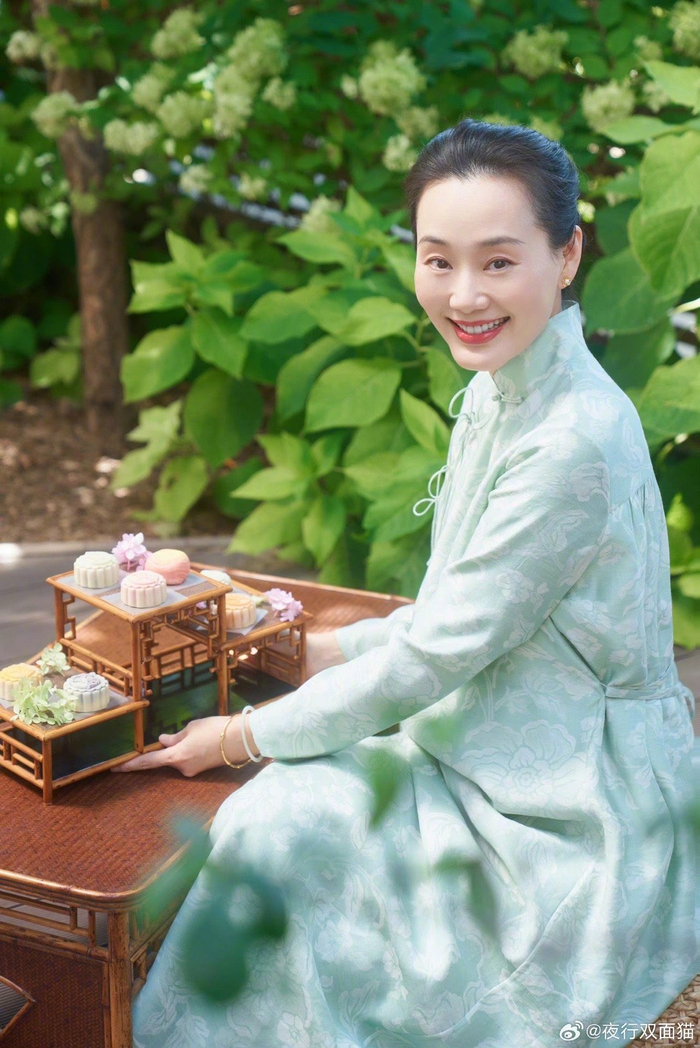 前elle主编晓雪晒出上海时装周和林依轮妻子西华