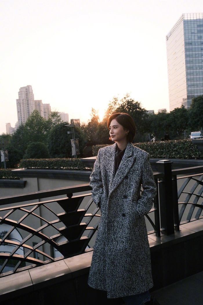 以爱为营今日收官,@姜珮瑶 晒出plog告别角色……__财经头条