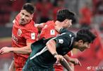 1-1！武磊门前嗅觉世界级，但却2次失良机，颜骏凌神扑救主