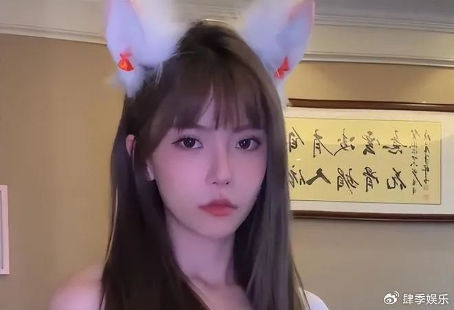 游戏主播周淑怡默认和pgone的恋爱瓜,榜一大哥现场发怒,几日后官宣