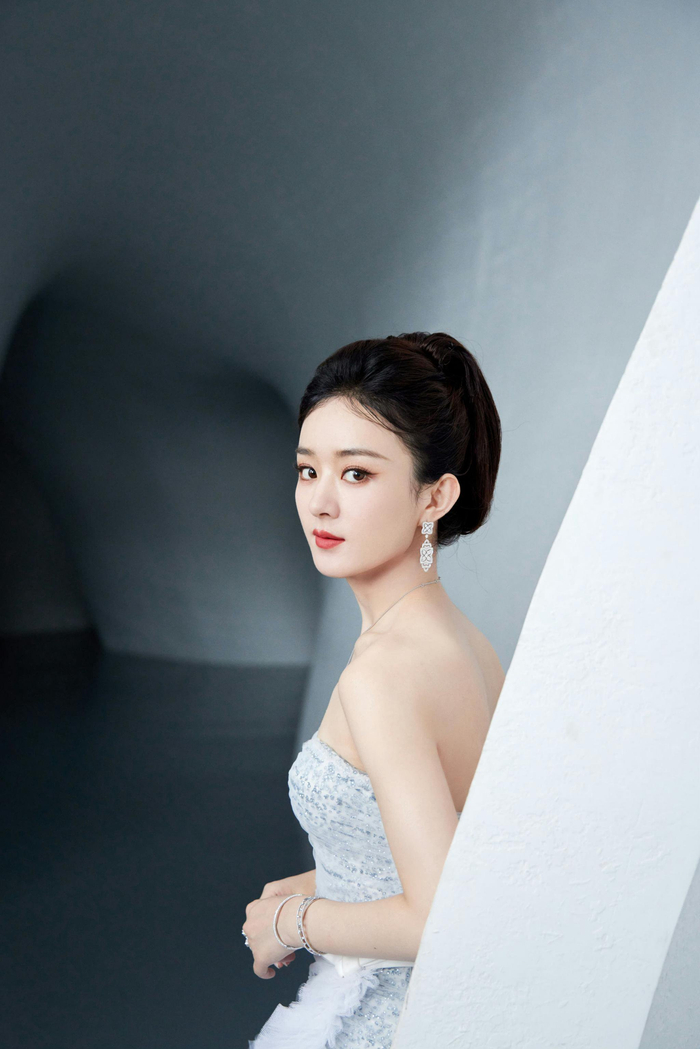 赵丽颖|礼服|红毯造型_新浪新闻