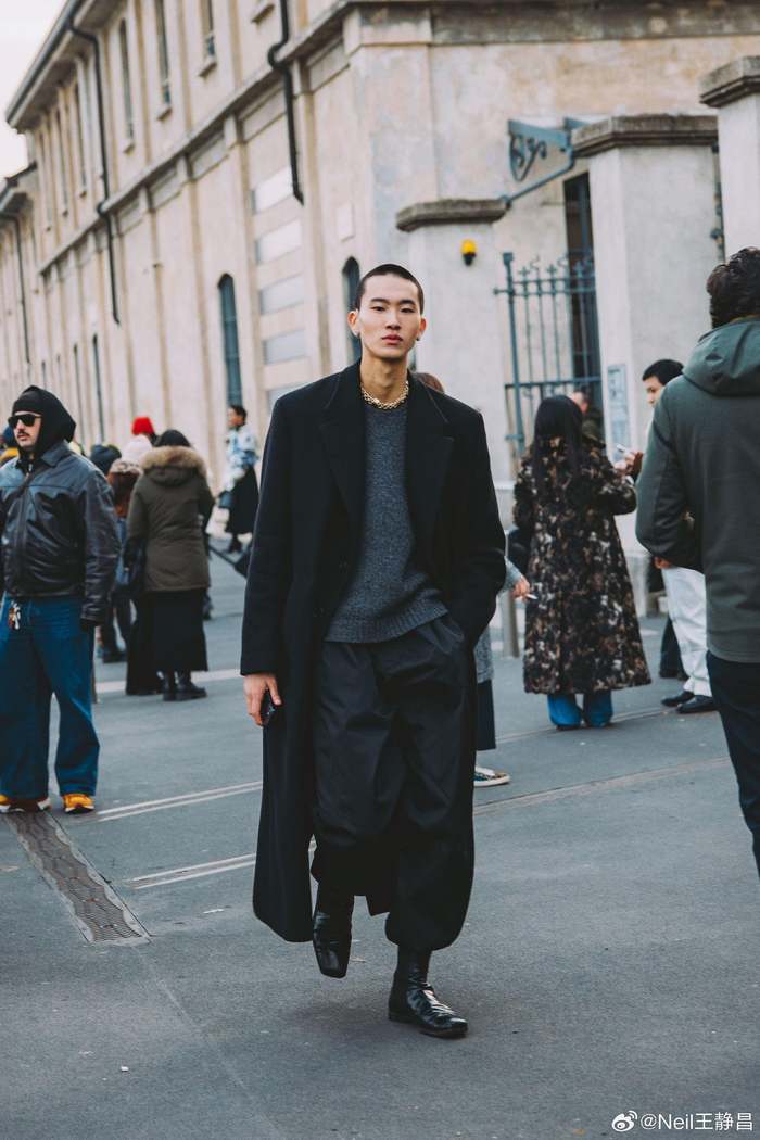 2024秋冬街拍学习下男士穿搭