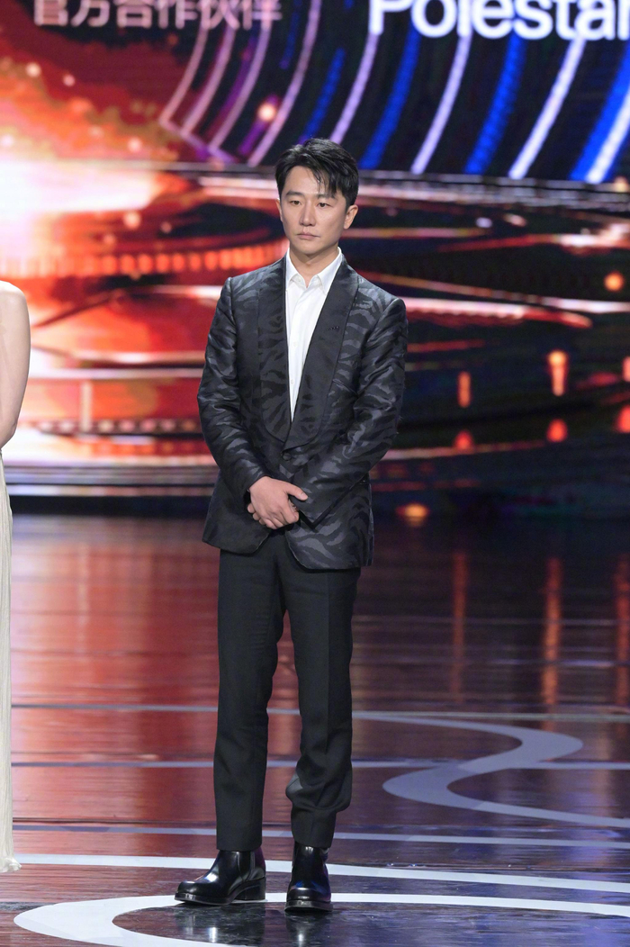 黄轩,张小斐获"年度品质演员"……|张小斐|黄轩|品质_新浪新闻