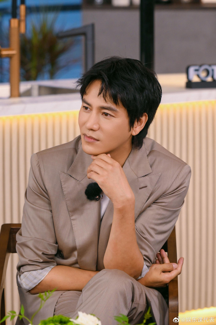 太会吃辣了吧……|陈坤|直播|重庆市_新浪新闻