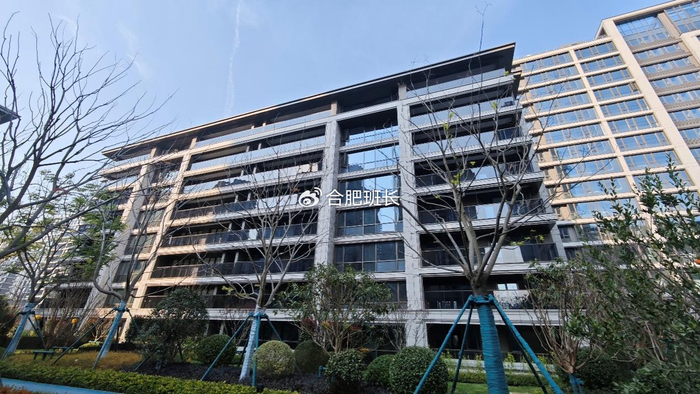 红盘再交付,实探政务东板块的滨河湾C地块和D地块!__财经头条