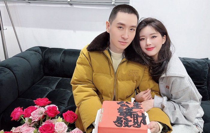 闵塔鲨探班赵露思两人又要有合作了吗