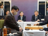 一力辽多线作战压力巨大 日本天元挑战赛井山裕太先下一城