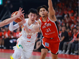 15分大逆转！中国男篮世预赛客场擒日本，绝境翻盘重燃世界杯出线希望