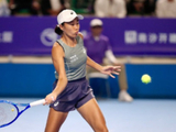 WTA250中国香港站，张帅0-2卡林斯卡娅，止步次轮