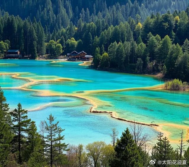 走进四川黄龙，邂逅彩池的浪漫风情想