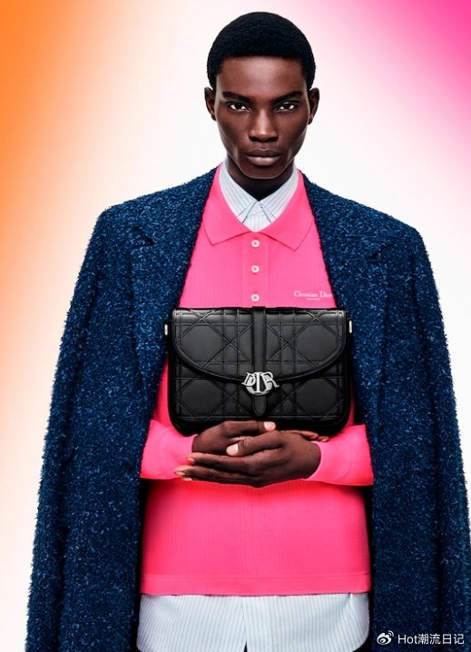 融合 dior 的经典元素和现代风格;从 "新风貌" (new look) 到"新浪潮"