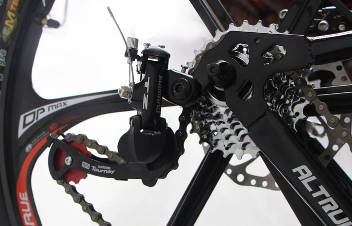 中国"造不出来"自行车变速器,专利垄断到底有多狠?