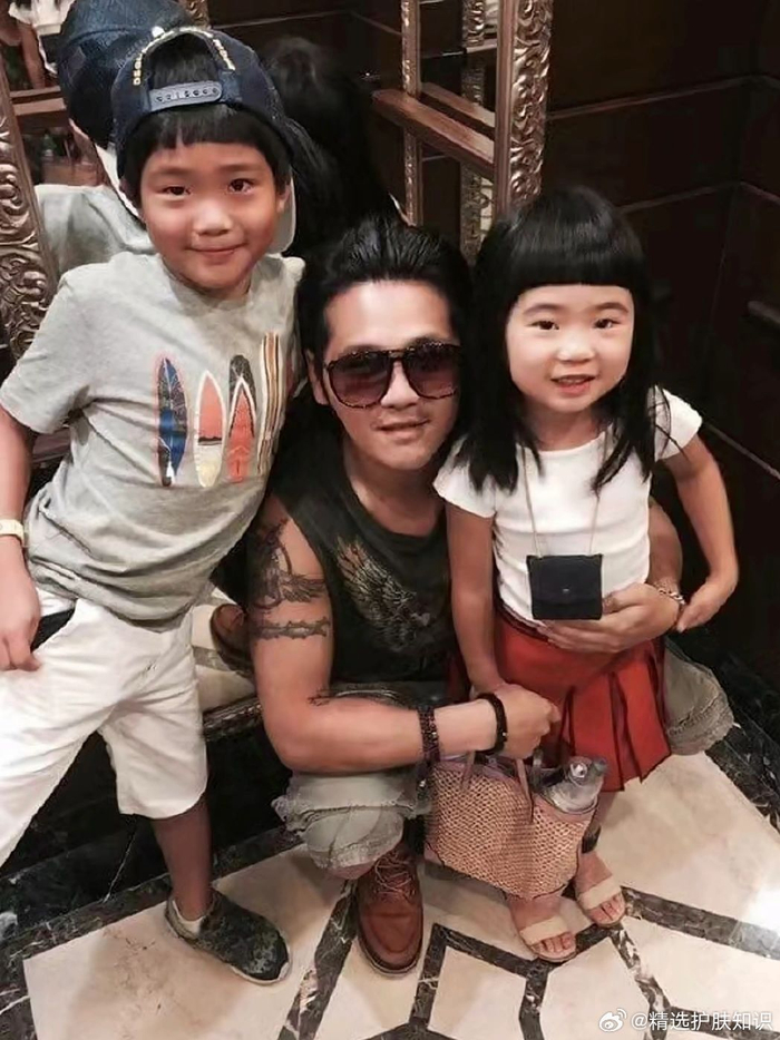 曹格一双儿女长大变化也太大了吧 姐姐grace……|曹格|儿女|大名_新浪