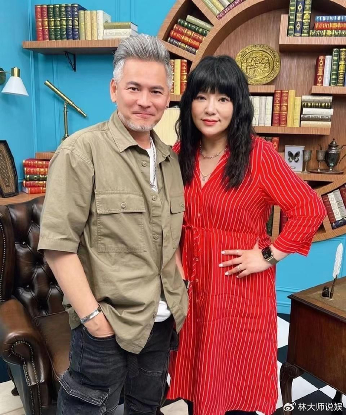 52岁马国贤当爸,小20岁妻子凌晨突破水,经历近23小时后平安产子|平安